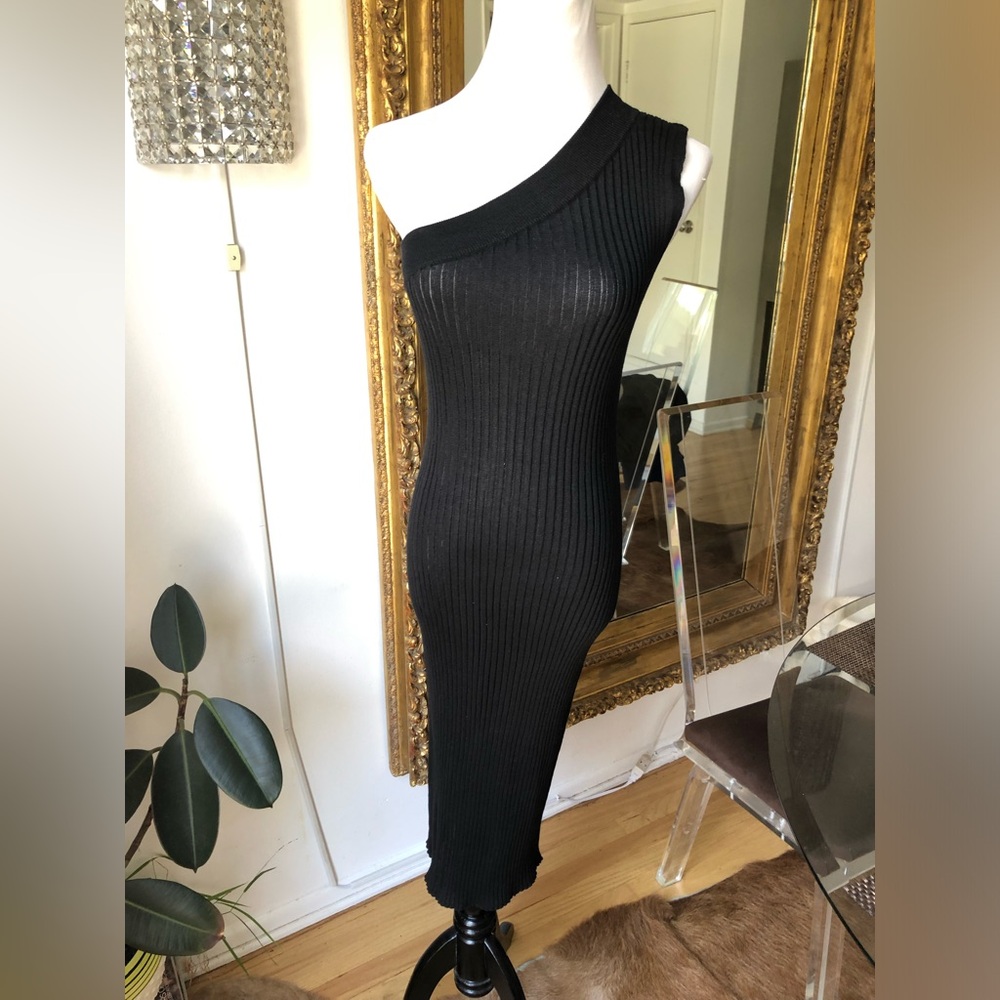 VEDA Elegant Black One-Shoulder RIBBED KNIT Dress SIZE SMALL